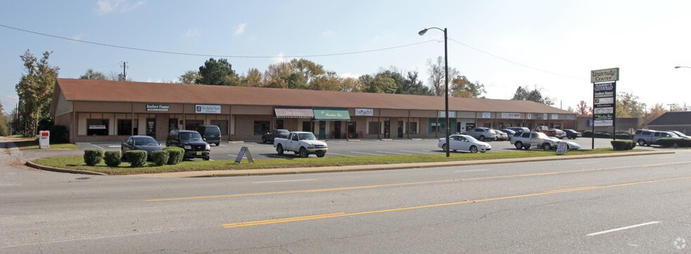 561-577 Bultman Dr, Sumter, SC for lease - Building Photo - Image 3 of 7