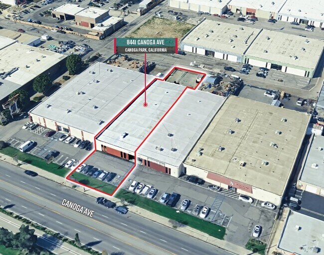 Plus de détails pour 8441-8443 Canoga Ave, Canoga Park, CA - Industriel à louer