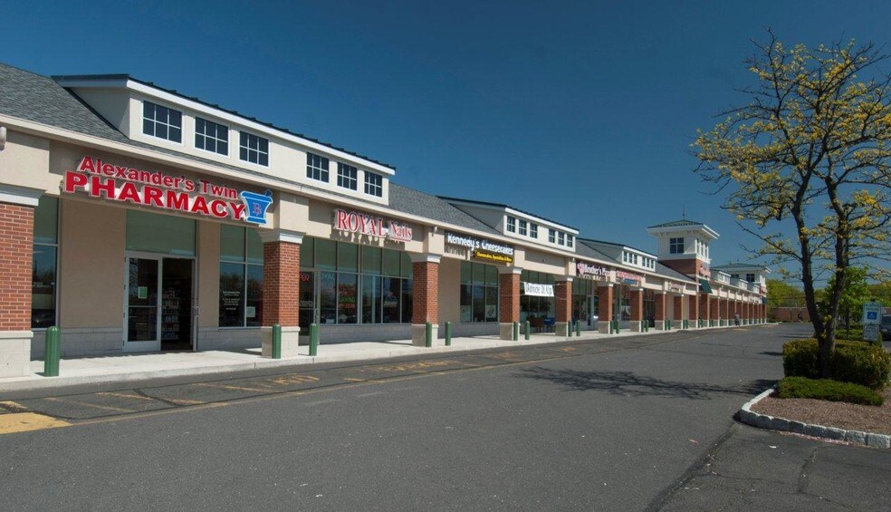 1080 White Horse Ave, Hamilton, NJ à louer - Photo du bâtiment - Image 2 de 3