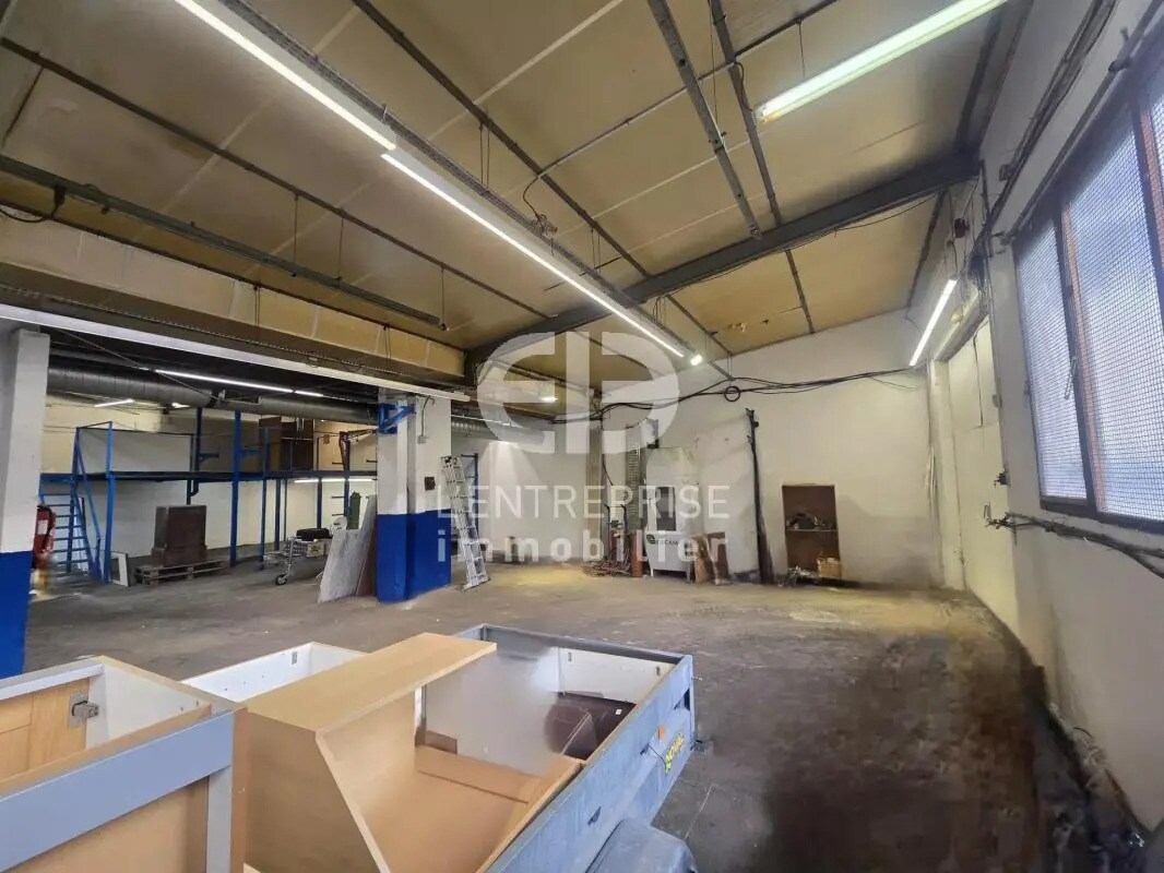 Industrial in Contes for lease Interior Photo- Image 1 of 8