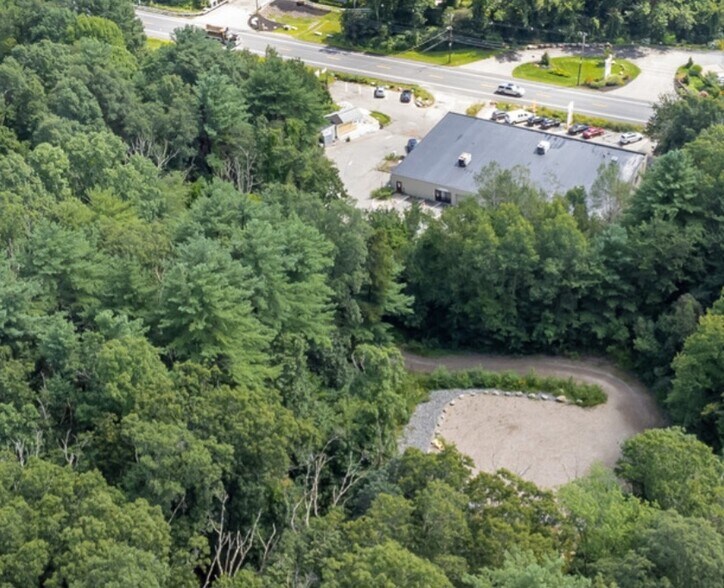 120 Newburyport Tpke, Rowley, MA à louer - Photo du bâtiment - Image 3 de 3