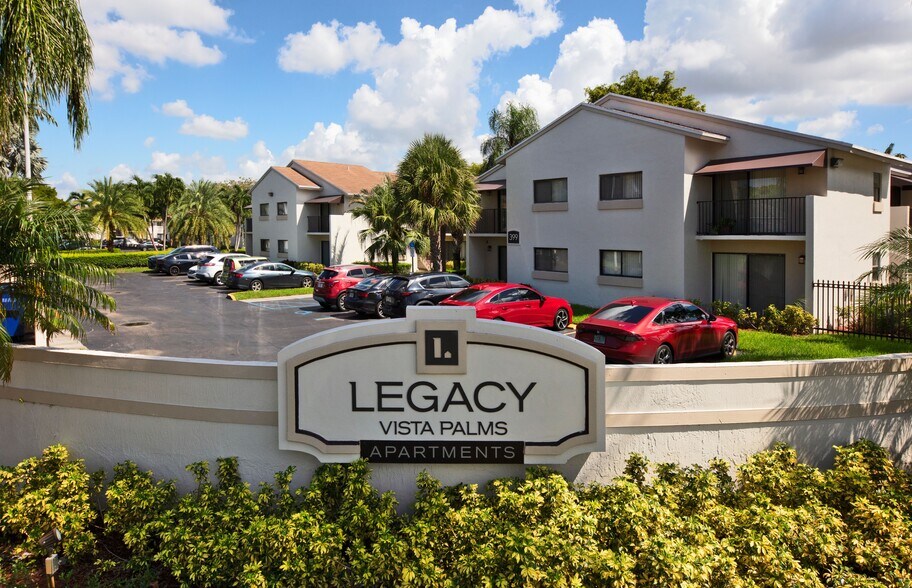 361 NE 191st St, Miami, FL à vendre - Photo du bâtiment - Image 3 de 10