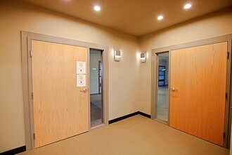 9816 Hardin St, Fort McMurray, AB for lease Interior Photo- Image 2 of 41
