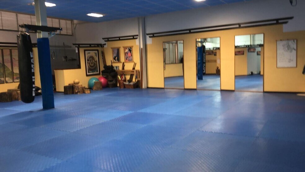 Retail in Reus, Tarragona for sale - Interior Photo - Image 2 of 3