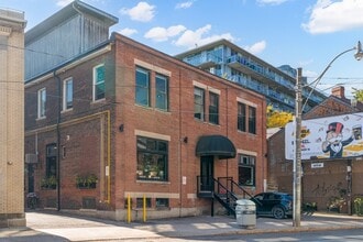 535 Queen St E, Toronto, ON for lease Building Photo- Image 2 of 16