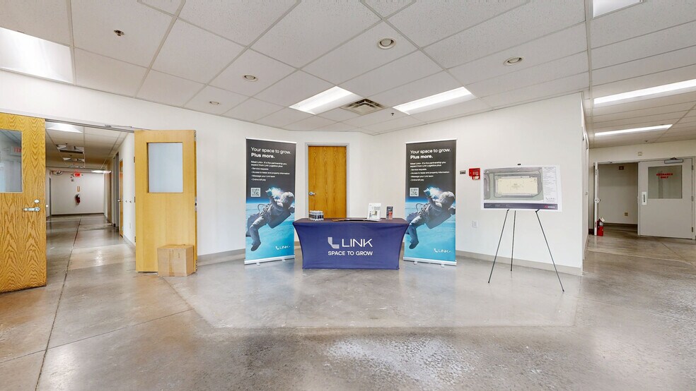 1405 Worldwide Blvd, Hebron, KY à louer - Numérisation 3D de Matterport - Image 2 de 18