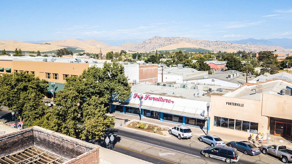 40 N Main St, Porterville, CA à louer - Photo du bâtiment - Image 3 de 8