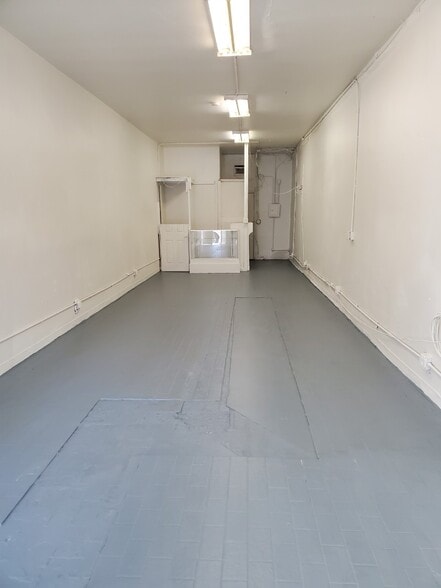 7312-7316 S San Pedro St, Los Angeles, CA for lease - Interior Photo - Image 2 of 5