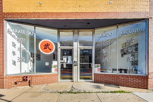 More details for 2628-2634 W Touhy Ave, Chicago, IL - Retail for Lease