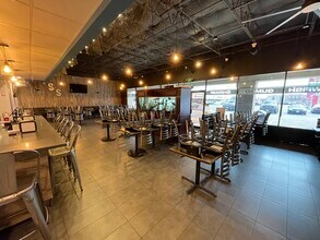 11801-11853 Wilcrest Dr, Houston, TX for lease Interior Photo- Image 1 of 7