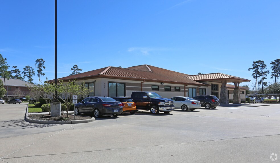 503 Medical Center Blvd, Conroe, TX à louer - Photo principale - Image 1 de 3