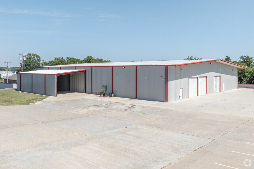 131 S 147th East Ave, Tulsa, OK à vendre - Photo du bâtiment - Image 3 de 12