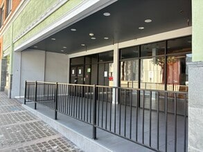 208-224 E Olive Ave, Burbank, CA for lease Interior Photo- Image 2 of 8