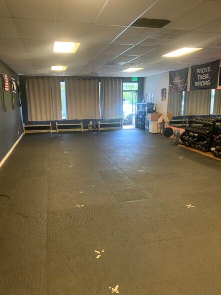 8455-8471 W Oakland Park Blvd, Sunrise, FL à louer - Photo du bâtiment - Image 3 de 17