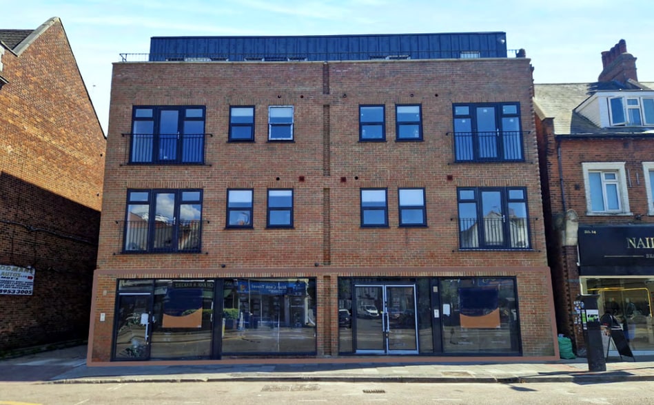 16-18 Shenley Road, Borehamwood for lease - Building Photo - Image 1 of 9