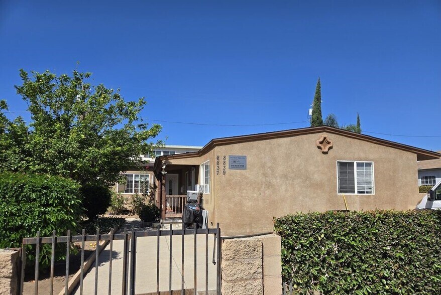 8837 Tilden Ave, Panorama City, CA à vendre - Photo du bâtiment - Image 1 de 18