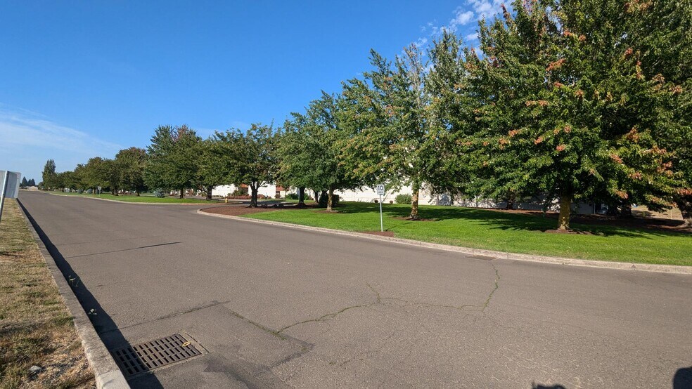 585 Airport Rd, Independence, OR à vendre - Autre - Image 3 de 25