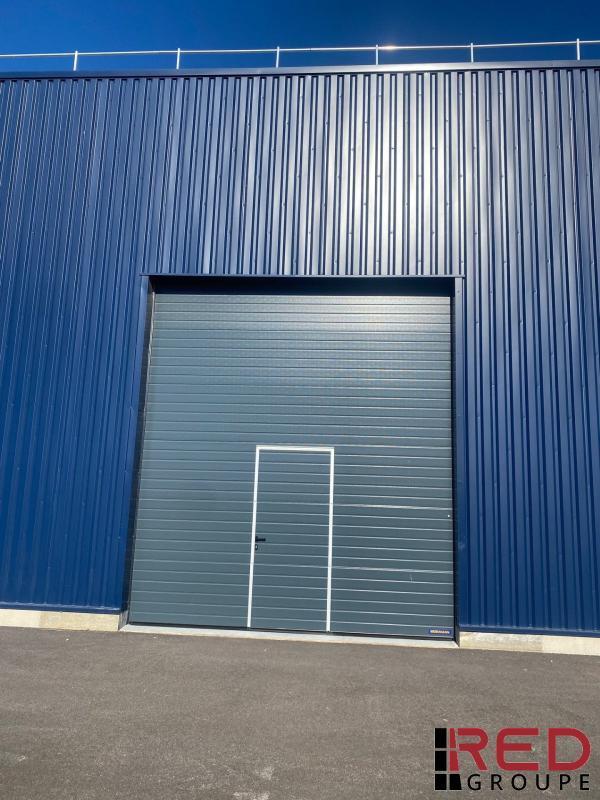 Industrial in Lambesc for lease Building Photo- Image 1 of 6