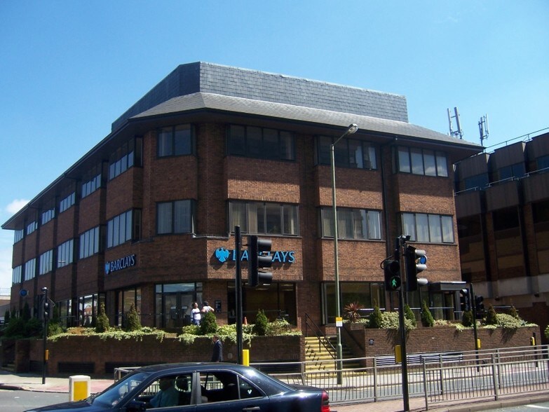 1250 High Rd, Londres à vendre - Photo du bâtiment - Image 3 de 4