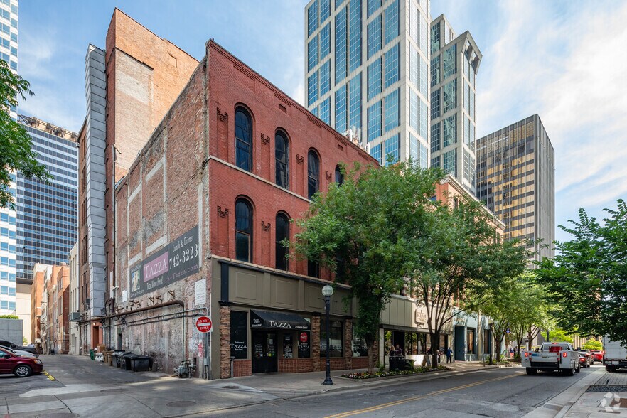 500 Church St, Nashville, TN à louer - Photo du bâtiment - Image 3 de 11