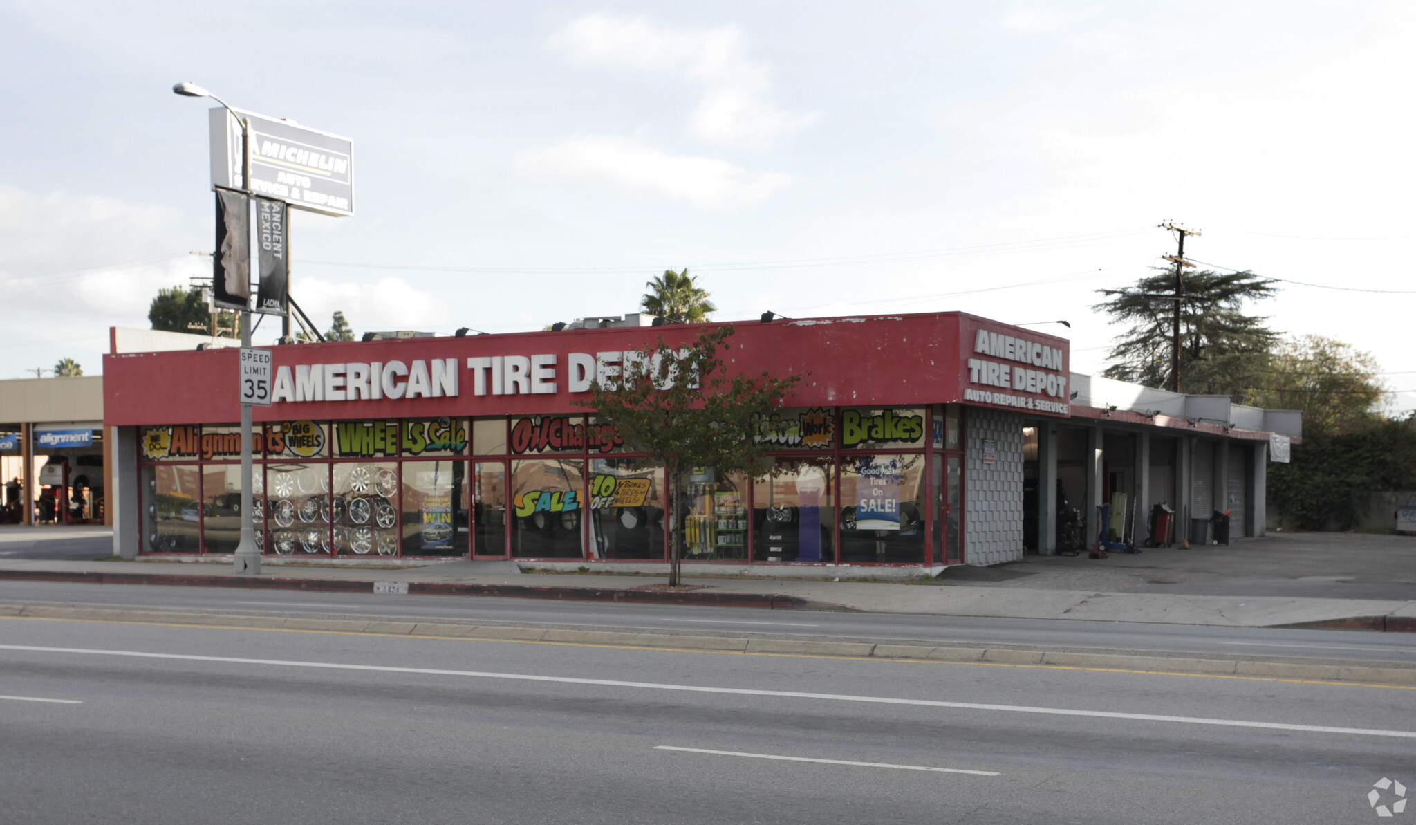 6424 Laurel Canyon Blvd, North Hollywood, CA for sale Primary Photo- Image 1 of 1