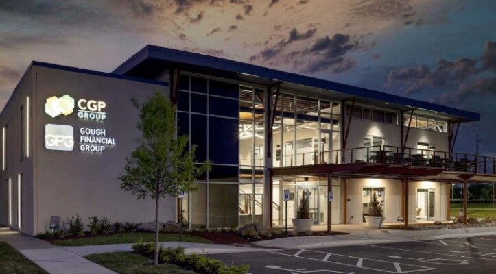 740 W 2nd St, Wichita, KS for lease - Building Photo - Image 1 of 17