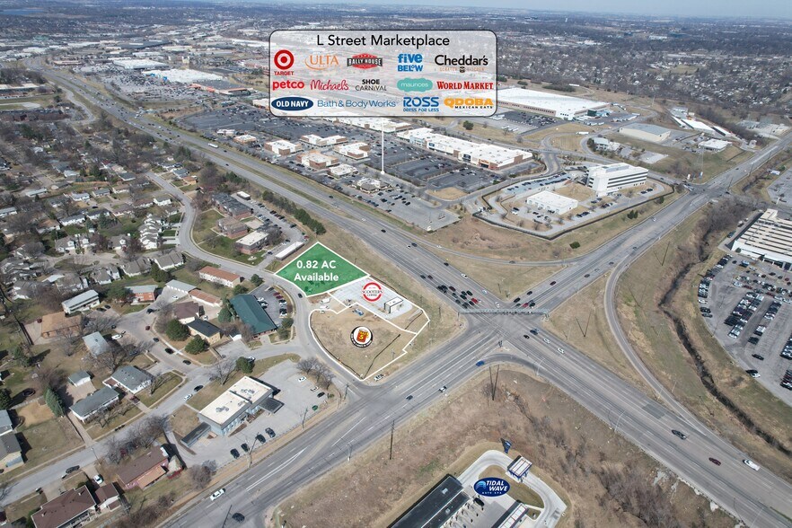 12020 Anne St, Omaha, NE à vendre - Photo du bâtiment - Image 3 de 3