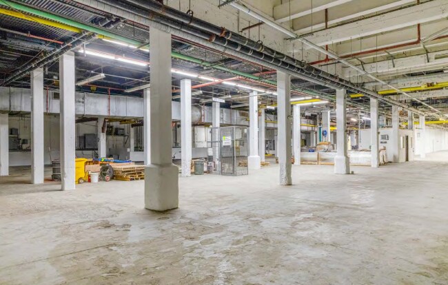 75 Rogers St, Lowell, MA à vendre - Photo intérieure - Image 3 de 7