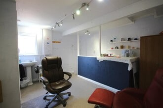 2 Assembly St, Normanton à louer Photo du bâtiment- Image 2 de 5