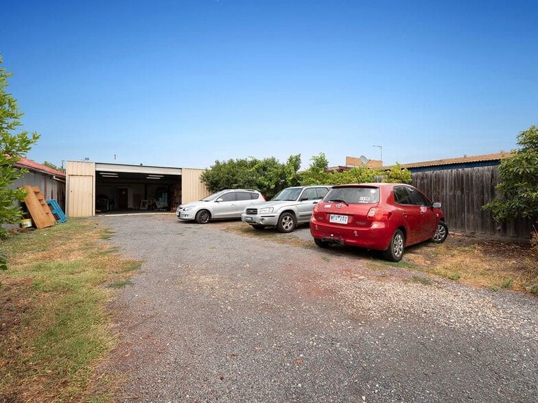 586 Barkly St, West Footscray for sale - Building Photo - Image 1 of 1