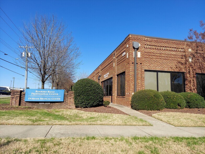 4210 N Roxboro Rd, Durham, NC à louer - Photo du bâtiment - Image 3 de 18