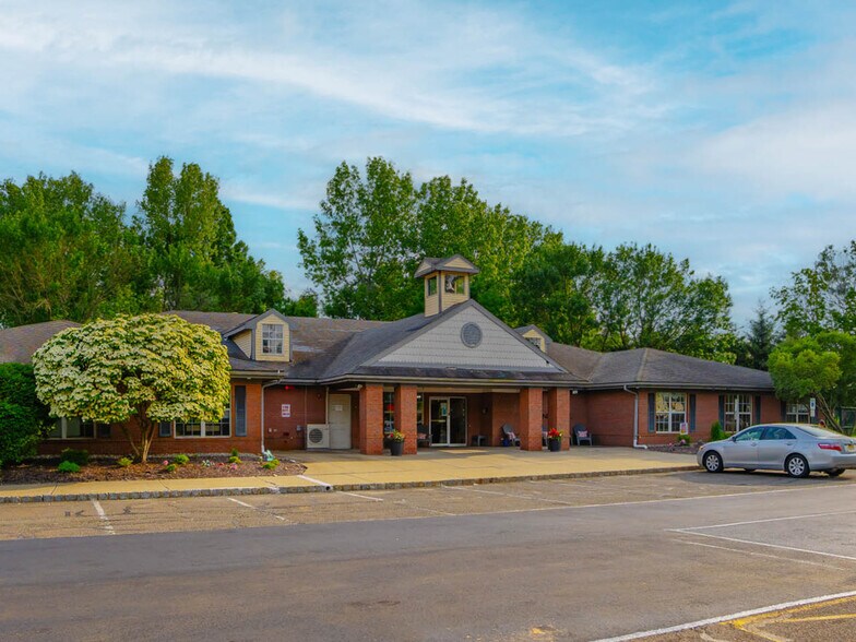 23 Barbour Pond Dr, Wayne, NJ for sale - Building Photo - Image 1 of 7