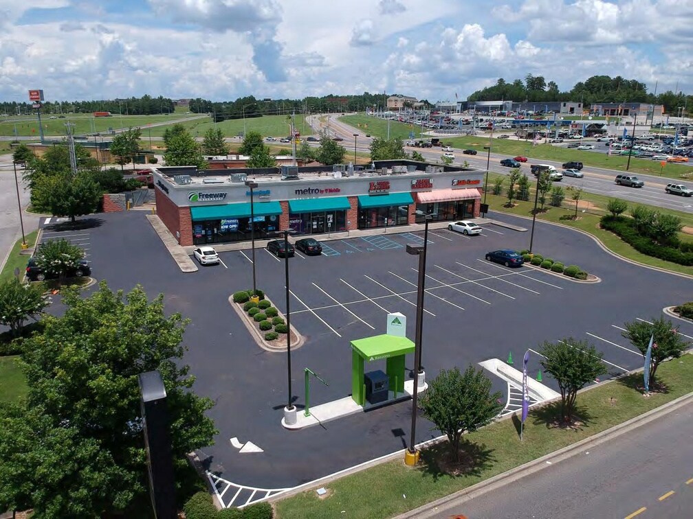760 Academy Dr SW, Bessemer, AL for lease Primary Photo- Image 1 of 2