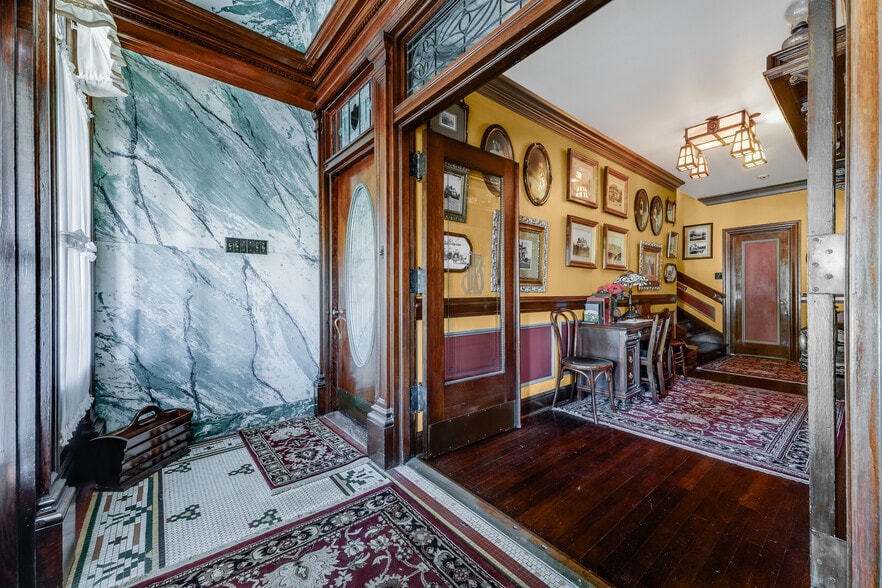 1266 National Pike, Hopwood, PA à vendre - Photo du bâtiment - Image 3 de 79