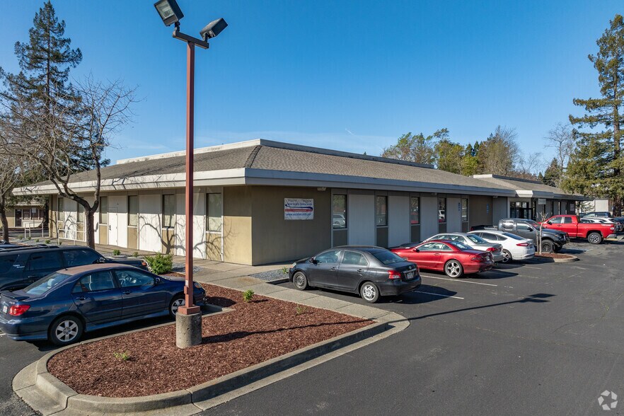2099 Range Ave, Santa Rosa, CA à vendre - Photo principale - Image 1 de 4