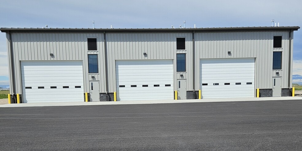 Great Falls International Airport, Great Falls, MT for lease - Building Photo - Image 2 of 13