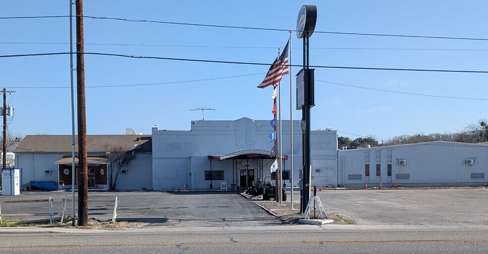 3518 Fredericksburg, San Antonio, TX à vendre - Photo du bâtiment - Image 1 de 11