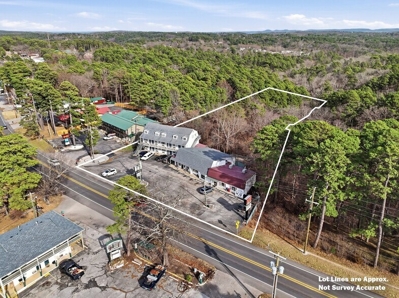 2038 E Van Buren, Eureka Springs, AR à vendre - Photo du bâtiment - Image 2 de 30