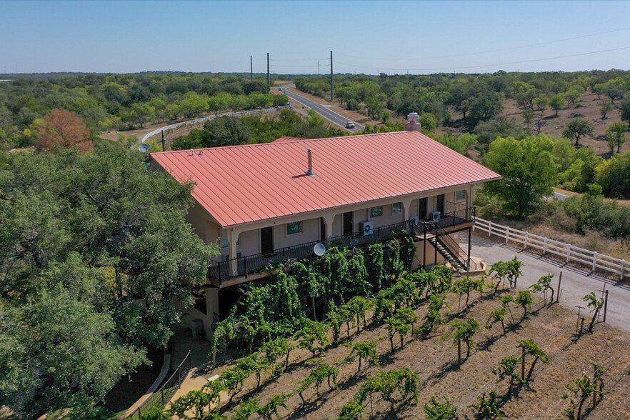 1125 Ranch Road 2233, Llano, TX à vendre - Photo principale - Image 1 de 1