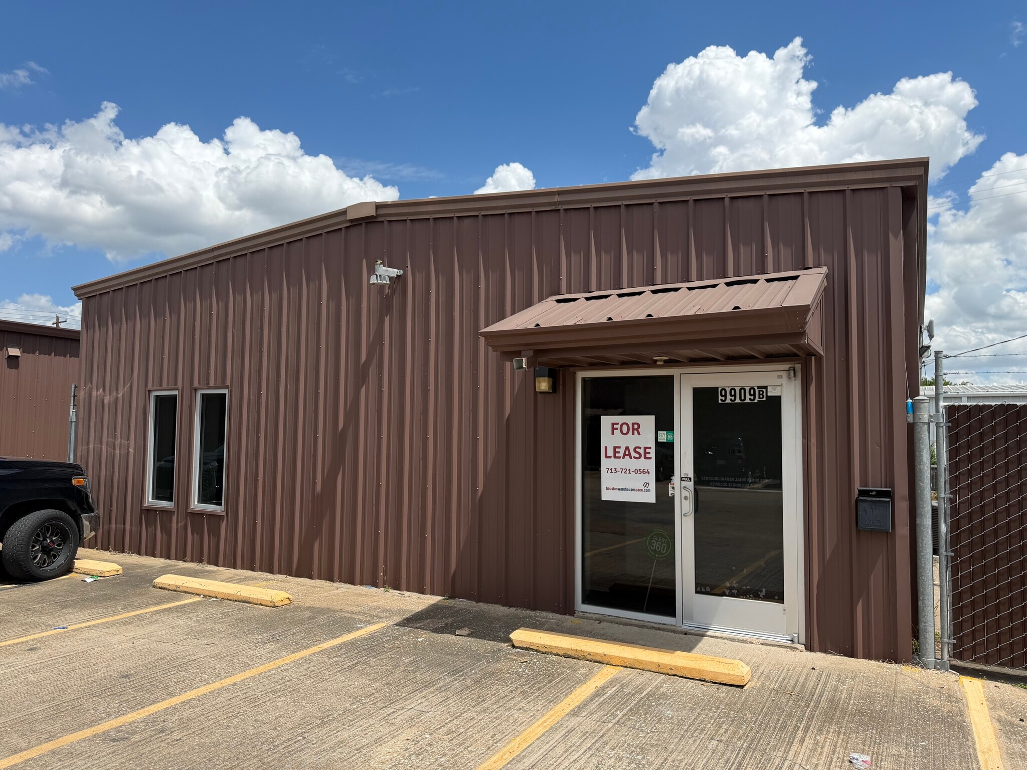 9901-9927 Harwin Dr, Houston, TX for lease Building Photo- Image 1 of 3