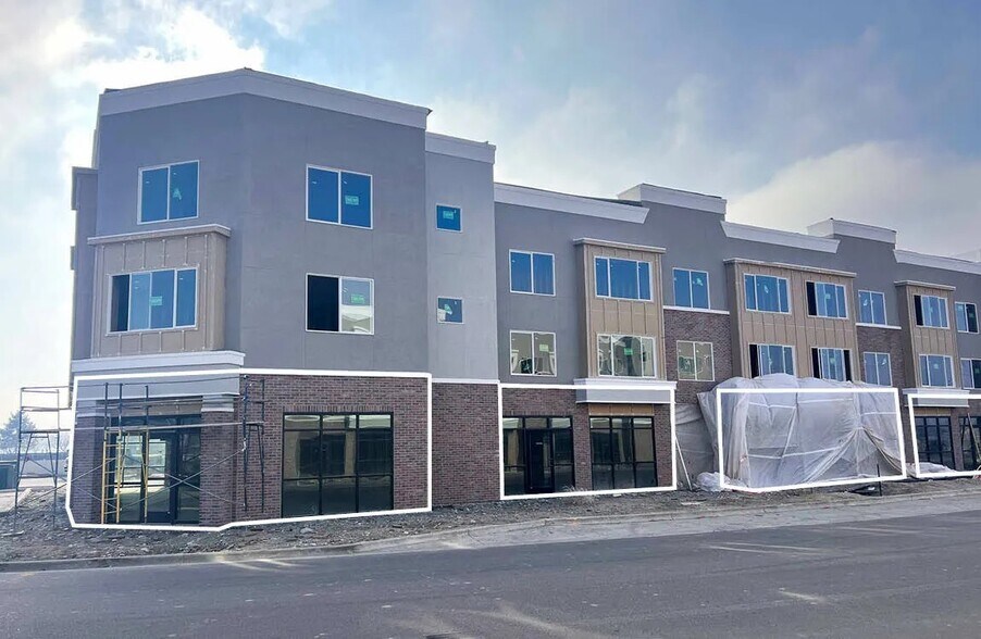 5961 E Big Sur Ln, Nampa, ID à louer - Photo du bâtiment - Image 2 de 5