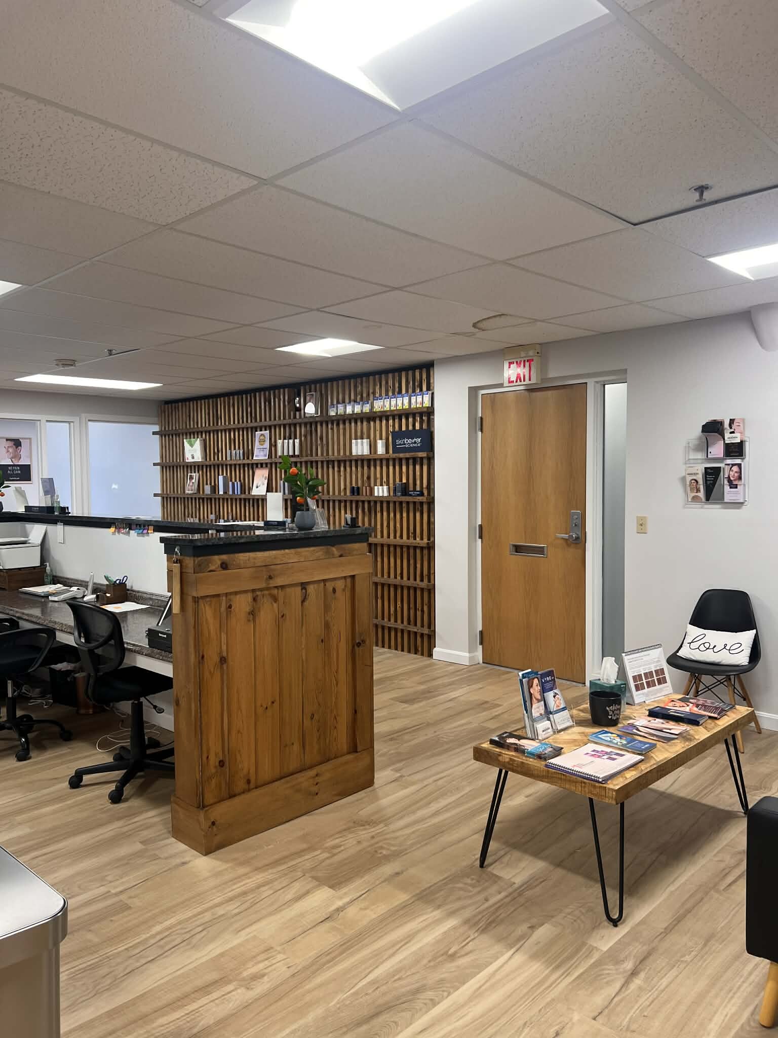 39-42 Central Sq, Keene, NH for lease Interior Photo- Image 1 of 12