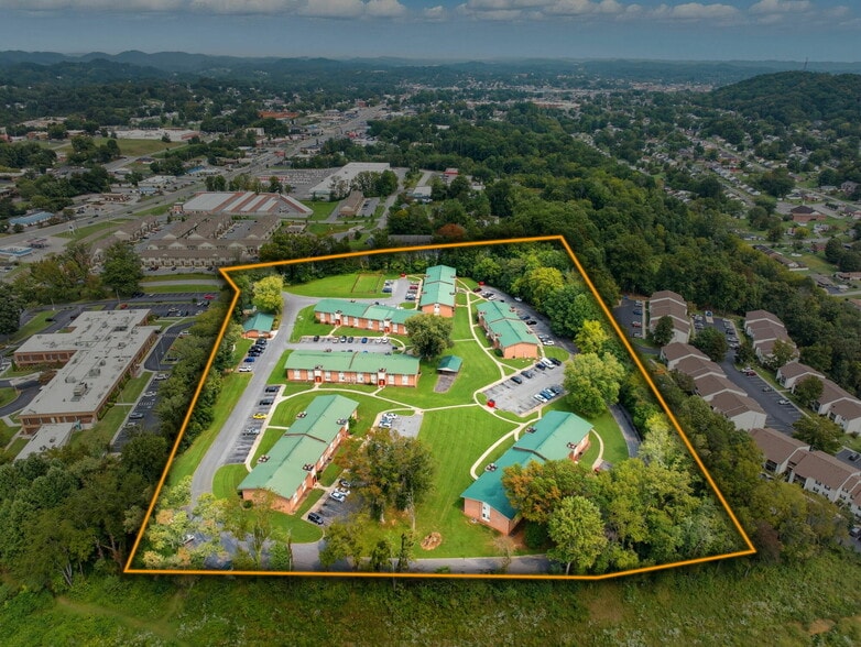 197 Units - Kingsport & Bristol portfolio of 2 properties for sale on LoopNet.ca - Building Photo - Image 2 of 22