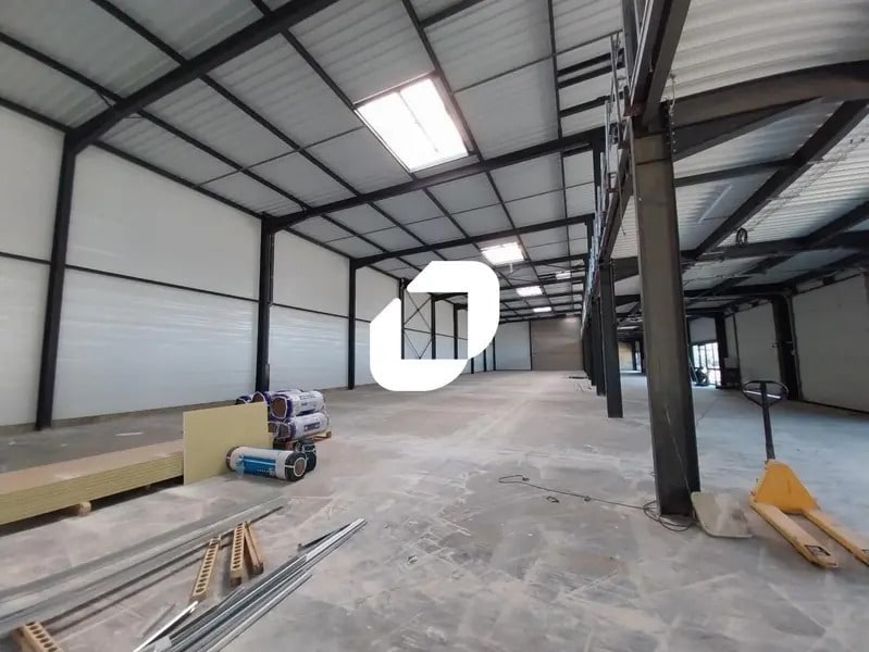 Flex in Saint-Quentin-Fallavier for lease Building Photo- Image 1 of 2