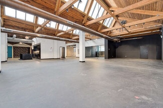 Plus de détails pour 309-319 N Justine St, Chicago, IL - Local d'activités à louer