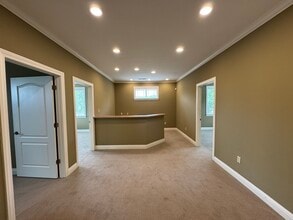 6253 Goodman Rd, Olive Branch, MS for lease Interior Photo- Image 2 of 9