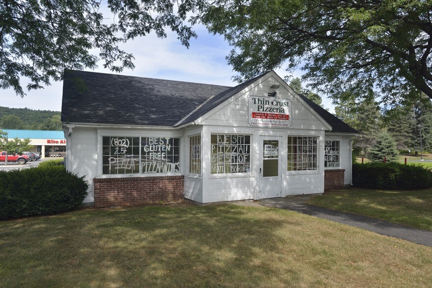 896 Putney Rd, Brattleboro, VT à louer - Photo du bâtiment - Image 3 de 5