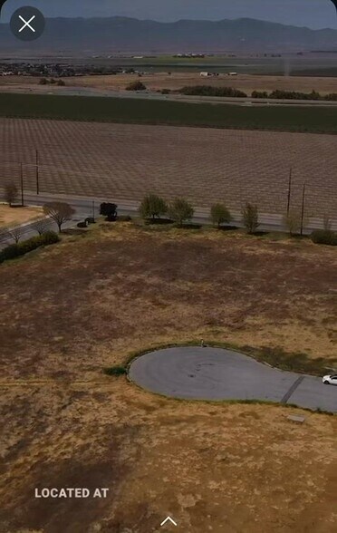 1821 Mercantile Ln, Coalinga, CA à vendre - Vidéo sur l’inscription commerciale - Image 2 de 7