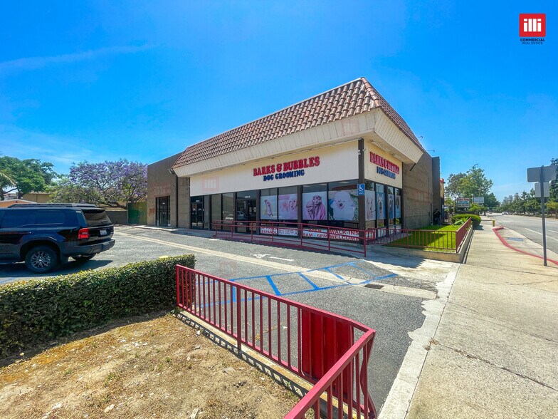 13916 Ramona Blvd, Baldwin Park, CA à louer - Photo du bâtiment - Image 2 de 9