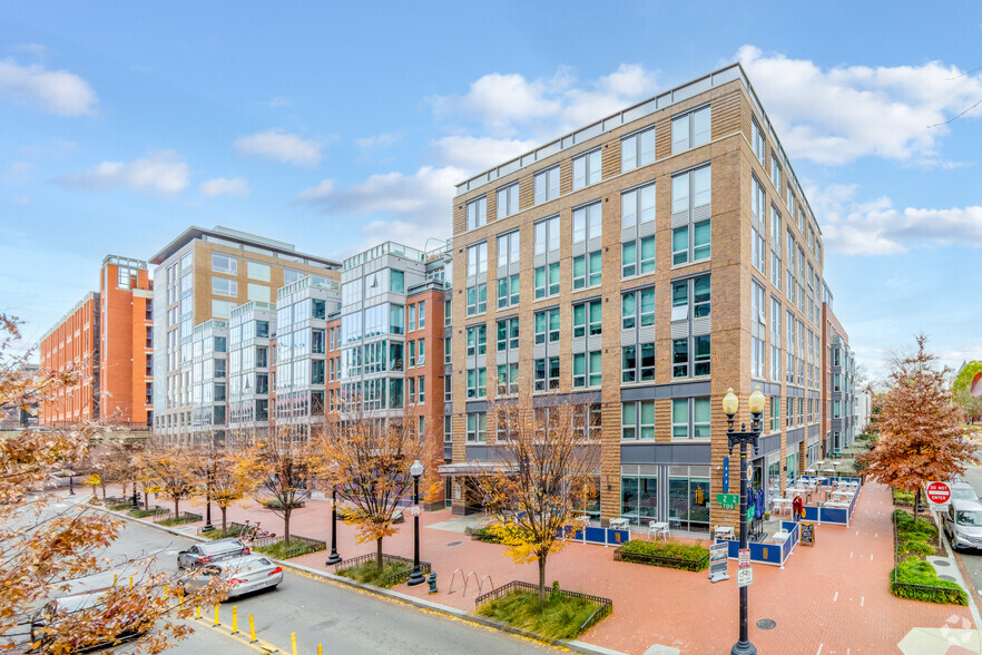 701 2nd St NE, Washington, DC à louer - Photo principale - Image 1 de 155